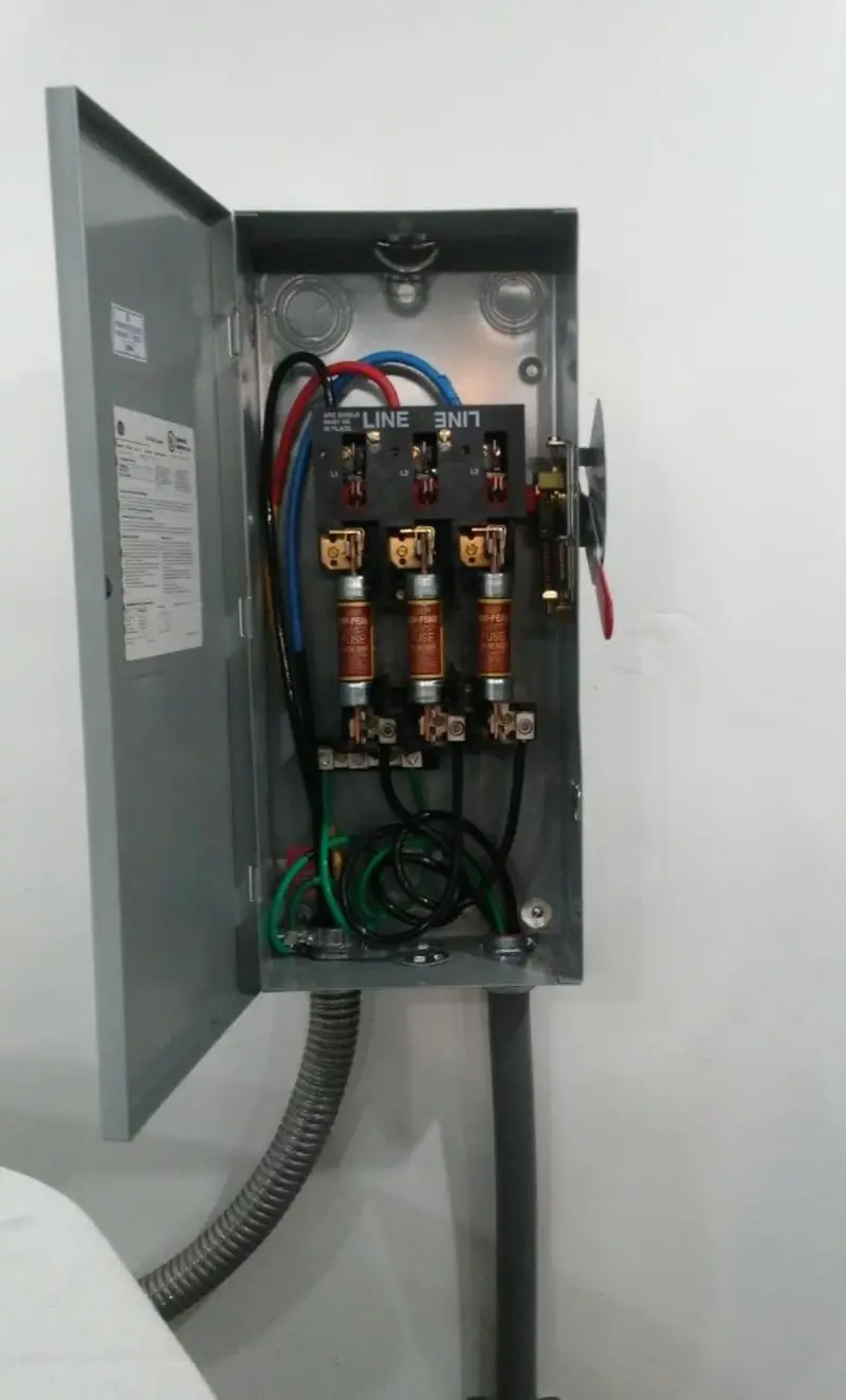 Three-phase disconnect switch installed for Electrical Wiring & Rewiring in San Juan